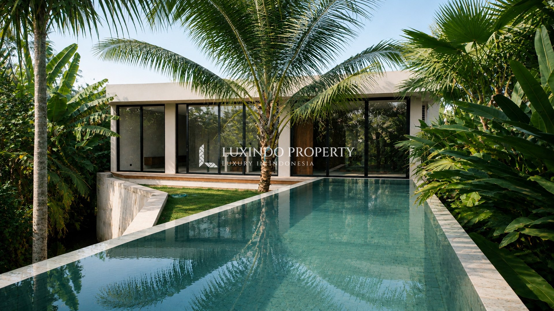 KEDUNGU – LIGHT-FILLED 1-BEDROOM VILLA WITH RICE FIELD AND MOUNT AGUNG VIEWS (LHV1069)